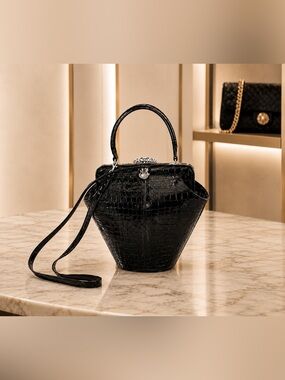 GLENN MILLER DOR ANNE TURK  black patent croc embossed leather bucket bag